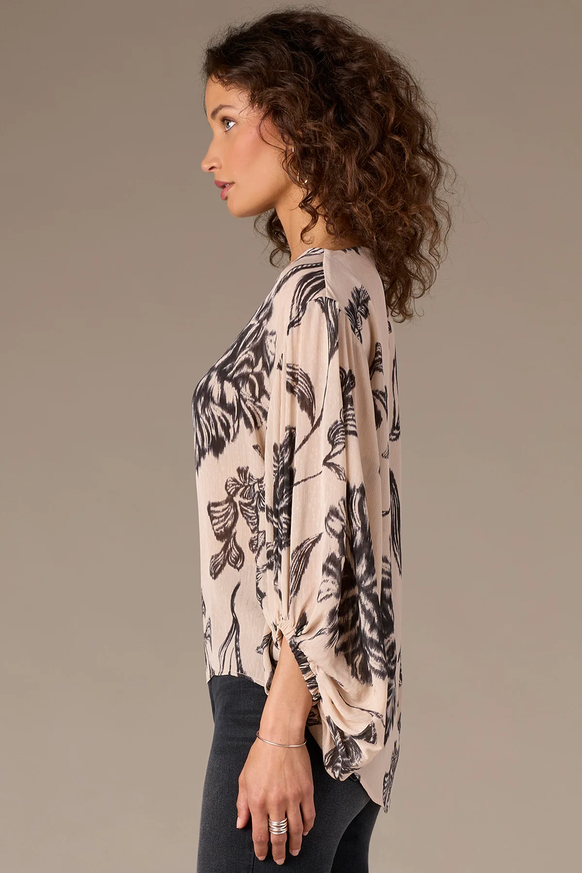 Banded Peasant Sleeve Boat Neck Floral Print Woven Top - Image 3