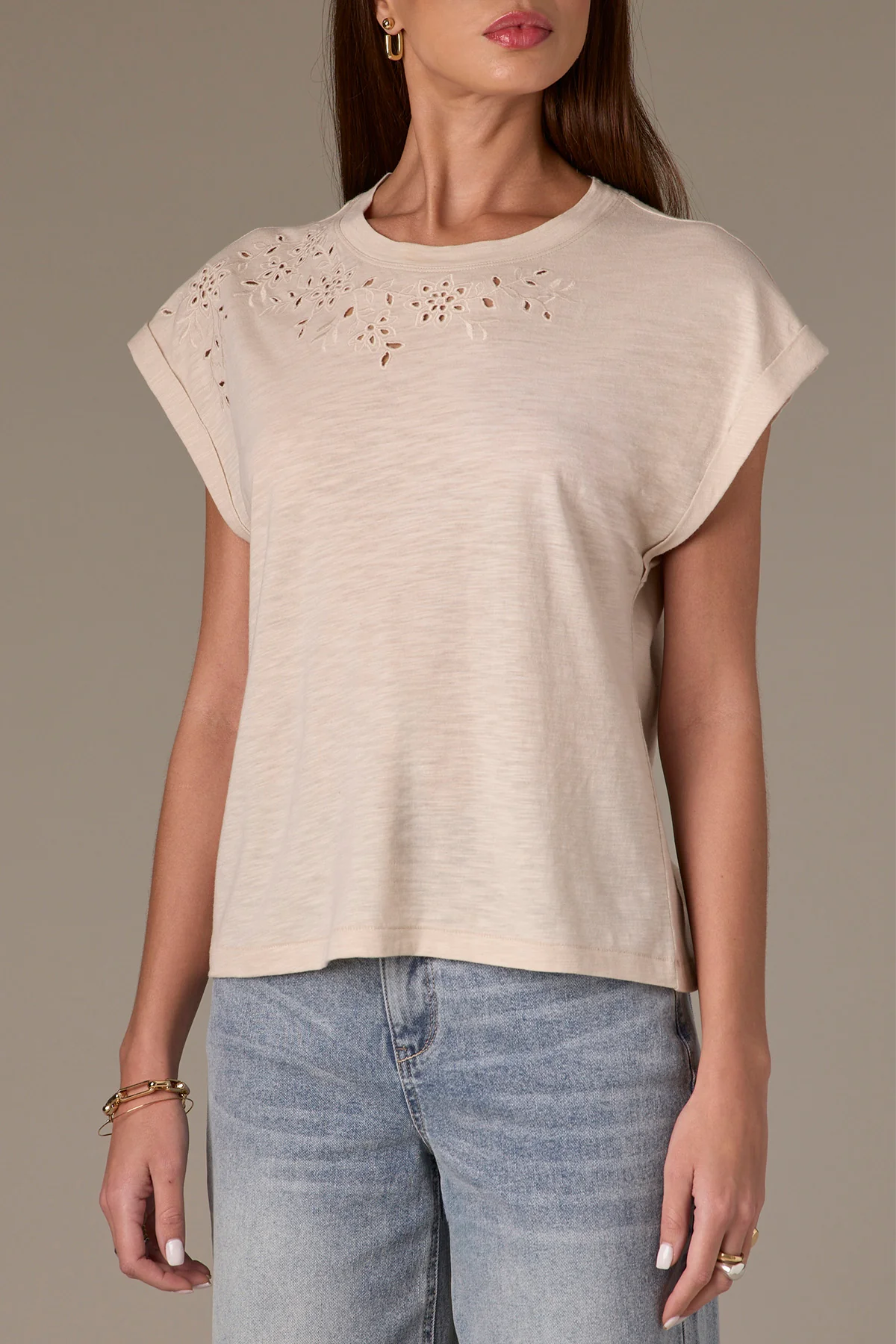 Cap Sleeve Scoop Neck Knit Top with Die Cut Embroidery - Image 17