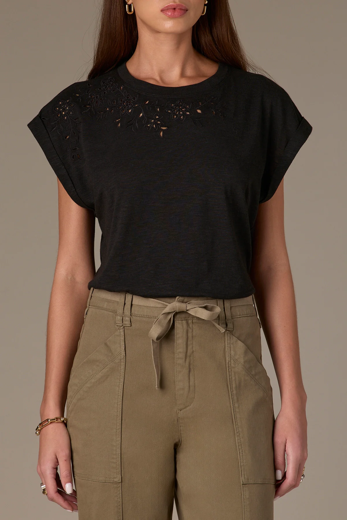Cap Sleeve Scoop Neck Knit Top with Die Cut Embroidery - Image 5
