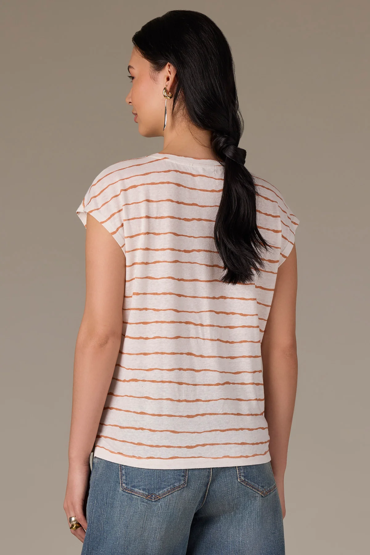 Extended Shoulder Sleeve Scoop Neck Slit Hem Stripe Print Knit Top - Image 3