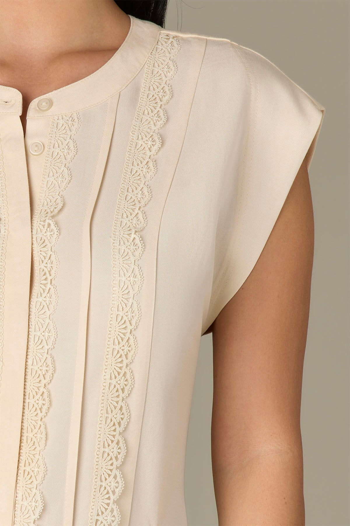 Extended Shoulder Stand Collar Button Down Woven Top - Image 9