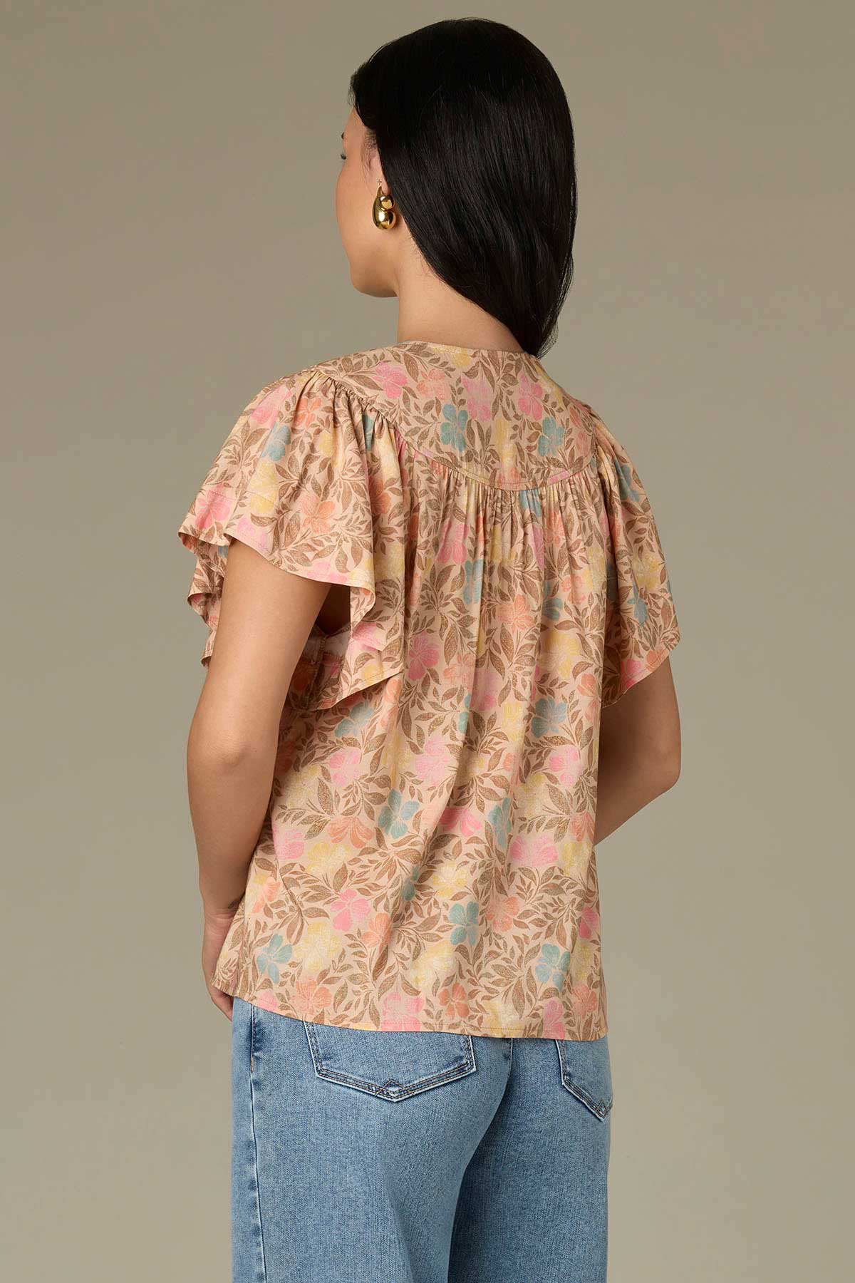 Short Flutter Sleeve U-Bib Half Zip Floral Print Plus Size Woven Top - Image 3