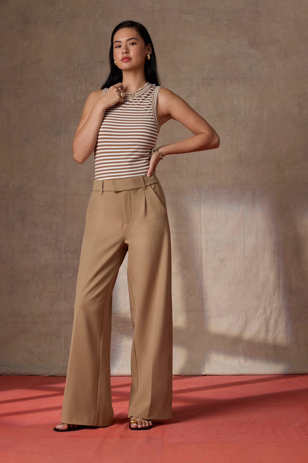 Sleeveless Crew Neck Stripe Print Knit Tank Top - Image 10