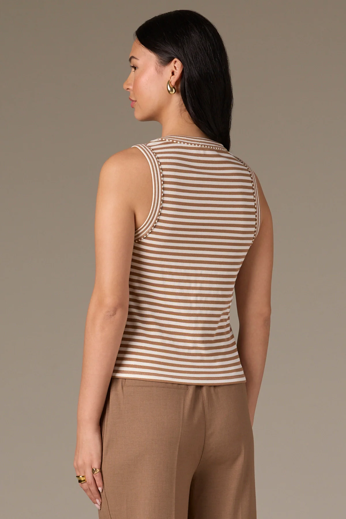 Sleeveless Crew Neck Stripe Print Knit Tank Top - Image 12