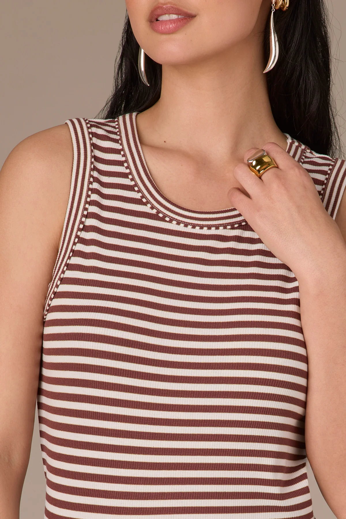 Sleeveless Crew Neck Stripe Print Knit Tank Top - Image 4