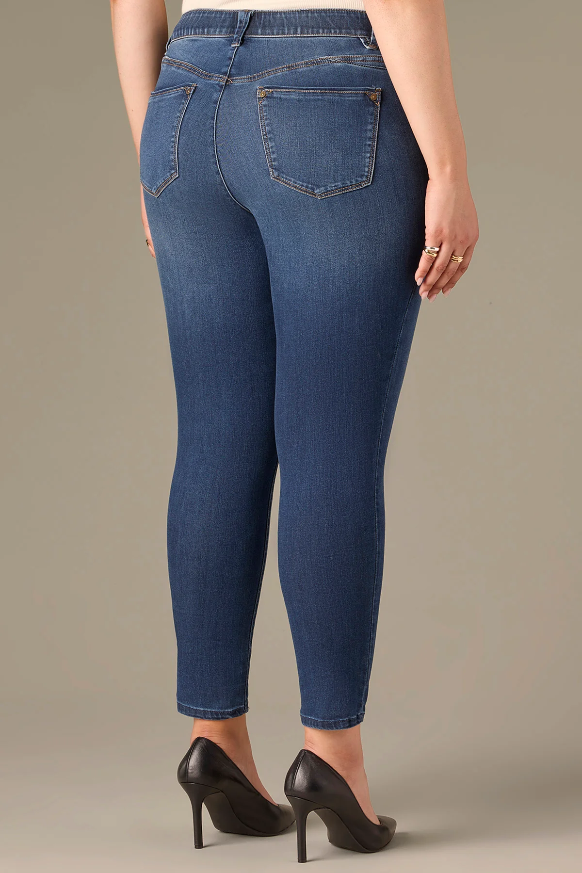 Sophie Mid-Rise Ankle Length Skinny Plus Size Jeans - Image 3